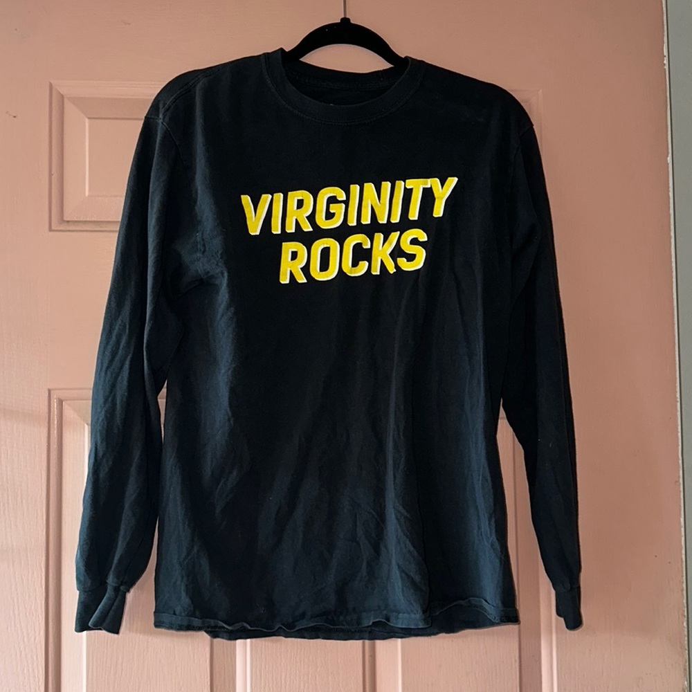 Men’s long sleeve shirt